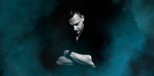 KÖZÉLETI VALÓ VILÁG